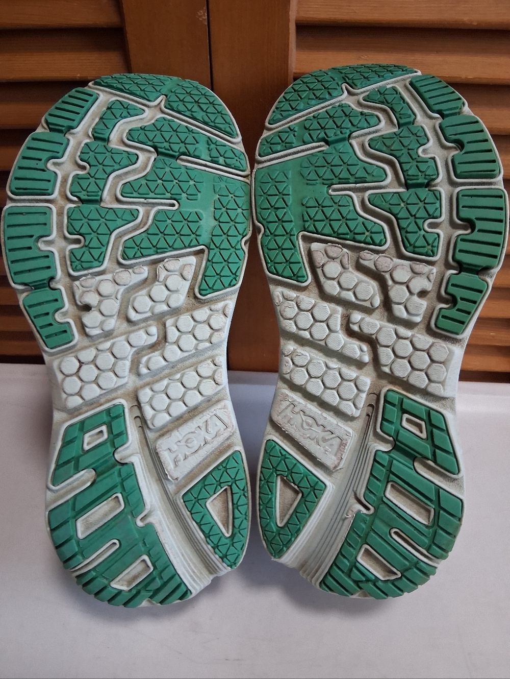 Hoka One One Bondi L Embroidery in Outer Space/Atlantis Unisex Sneakers W10, M9 - Picture 7 of 8